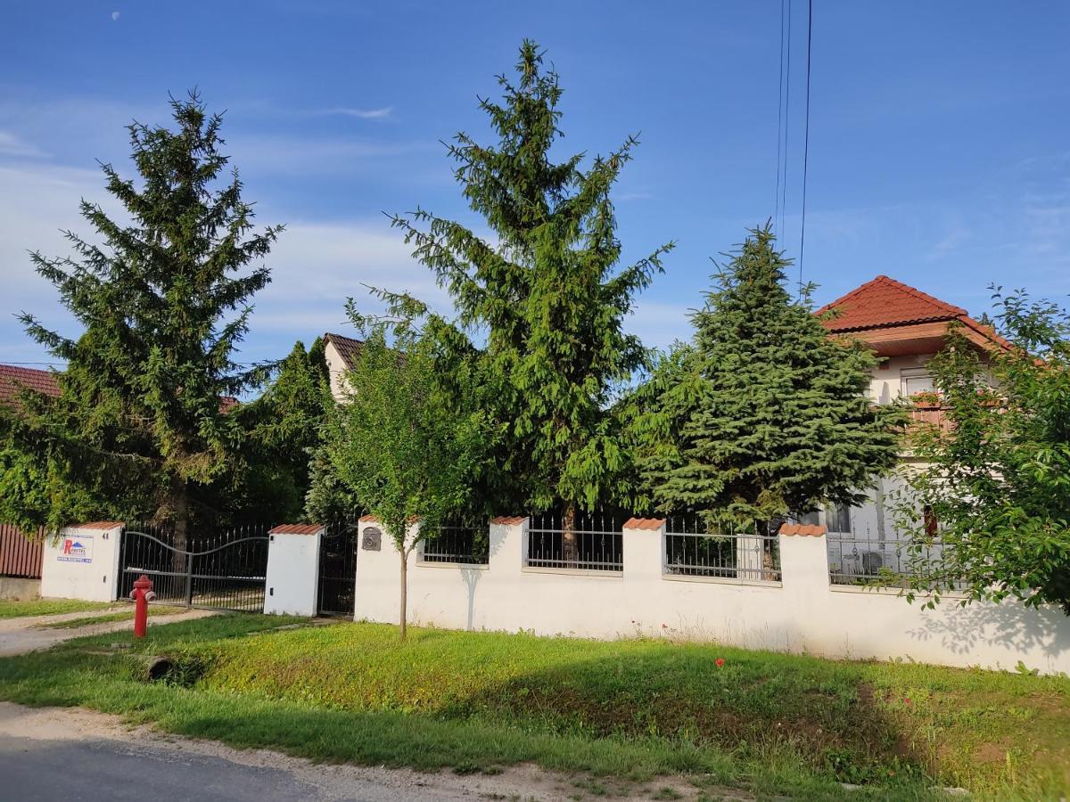 Robitel Wellness Vendeghaz Veszprem-Gyulafiratot Hotel Exterior foto